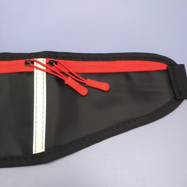 Сумка поясная Sport, 4 кармашка, ремень-защелка / Кросс-боди, бананка через плечо для спорта